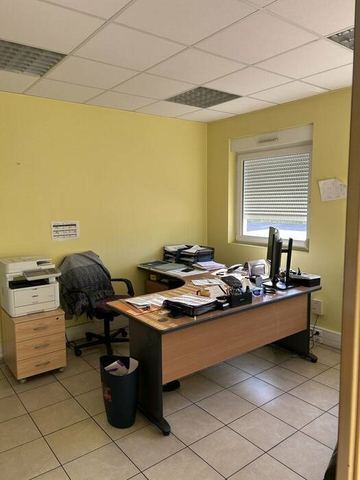 247207085 57 25838 10 - Attribut alt par défaut.