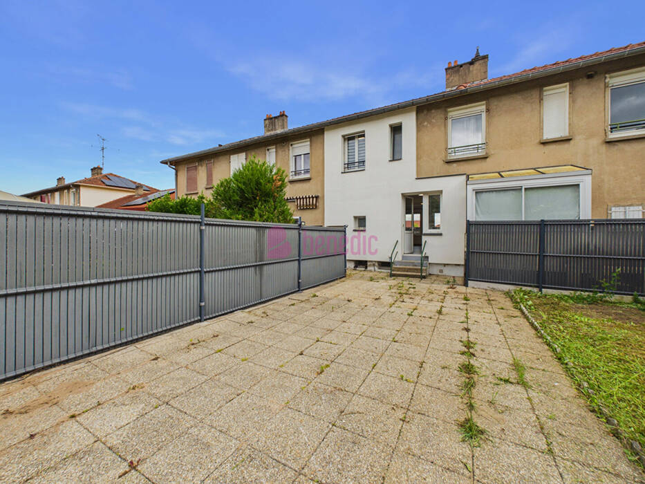 60684331n - Attribut alt par défaut.