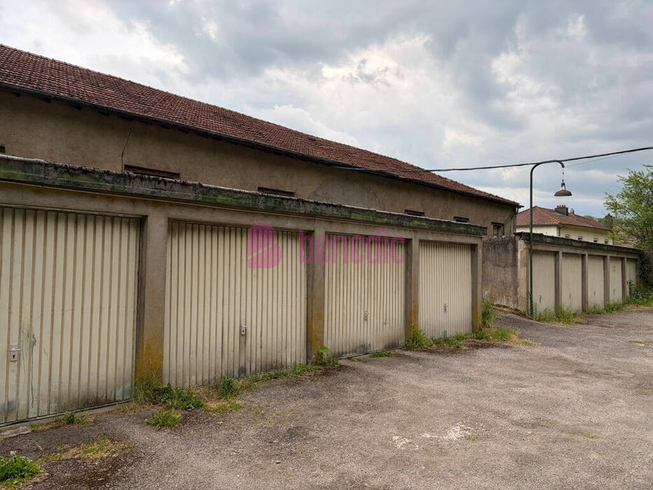 60773793b - Attribut alt par défaut.