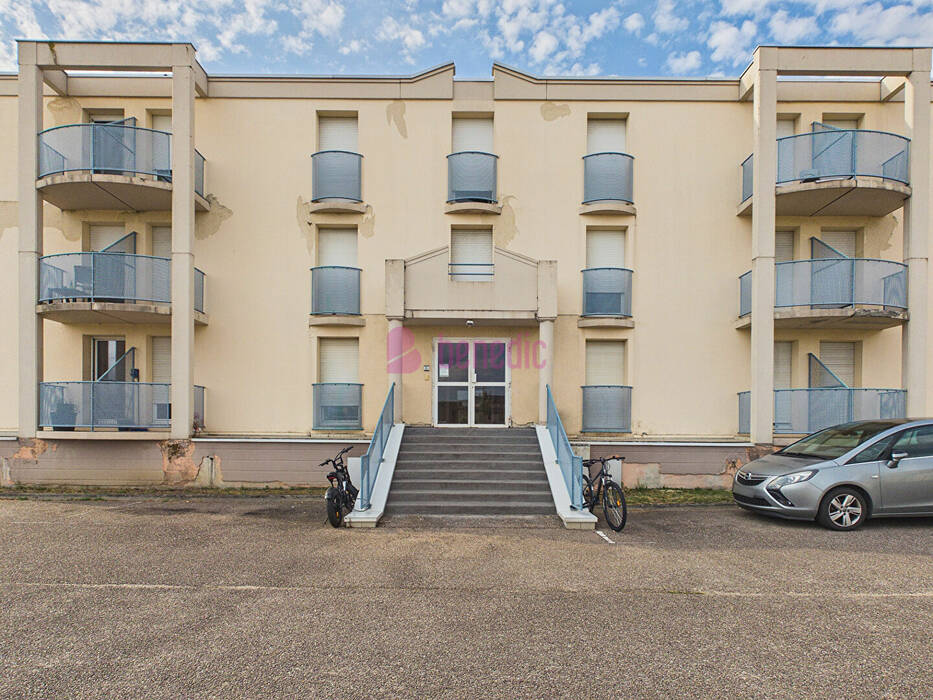 59364536l - Attribut alt par défaut.