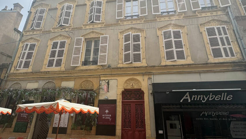 60994863d - Attribut alt par défaut.
