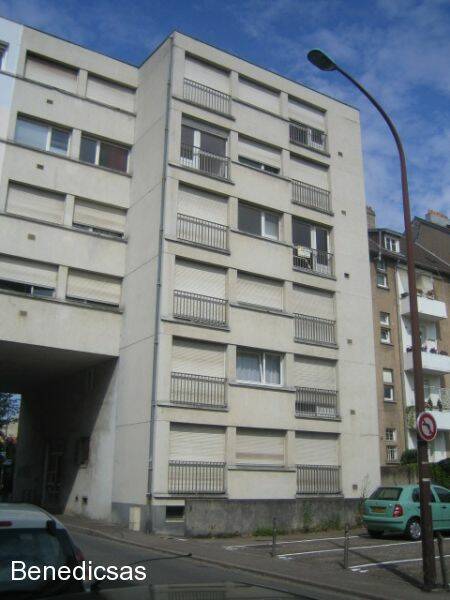 4796691f - Attribut alt par défaut.