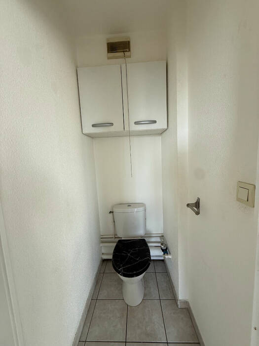 60926659g - Attribut alt par défaut.