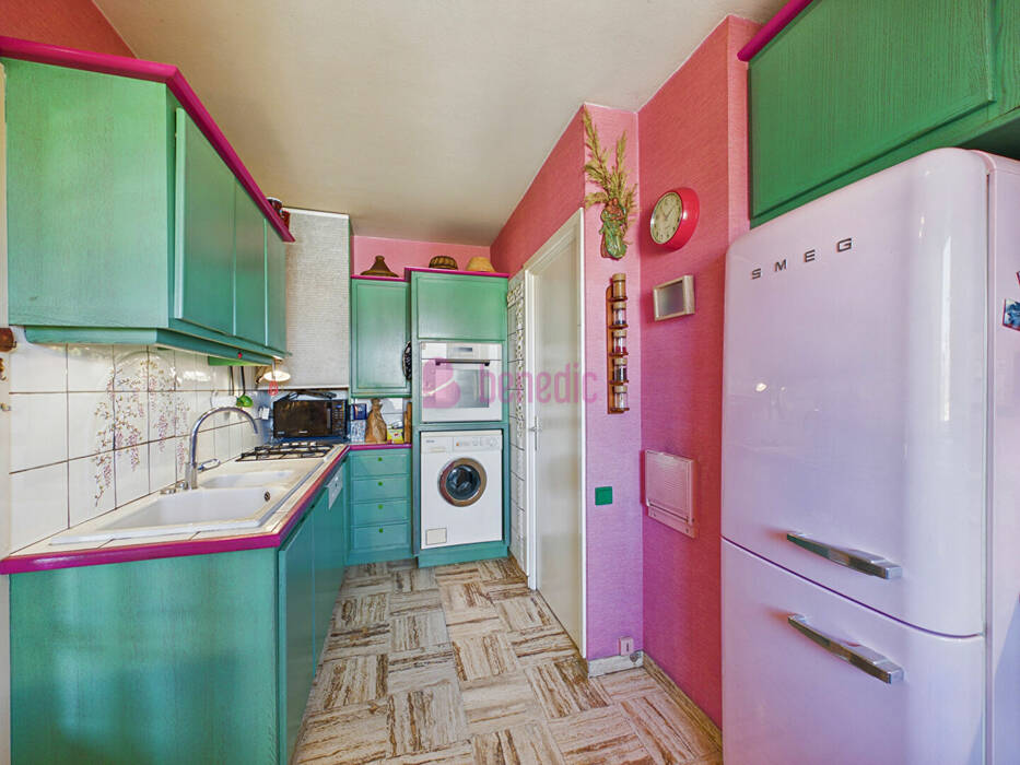 60920949q - Attribut alt par défaut.