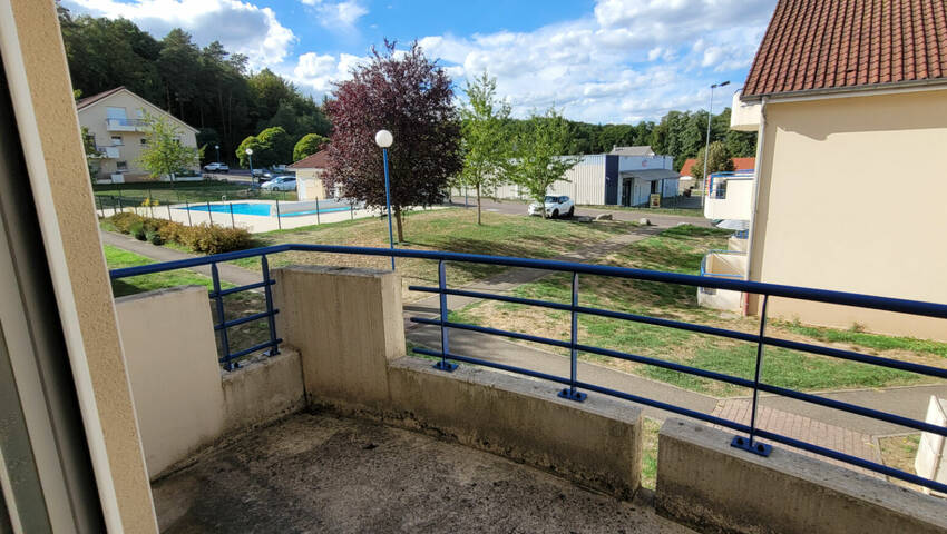 61522451a - Attribut alt par défaut.