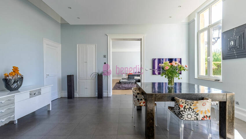 61508758d - Attribut alt par défaut.