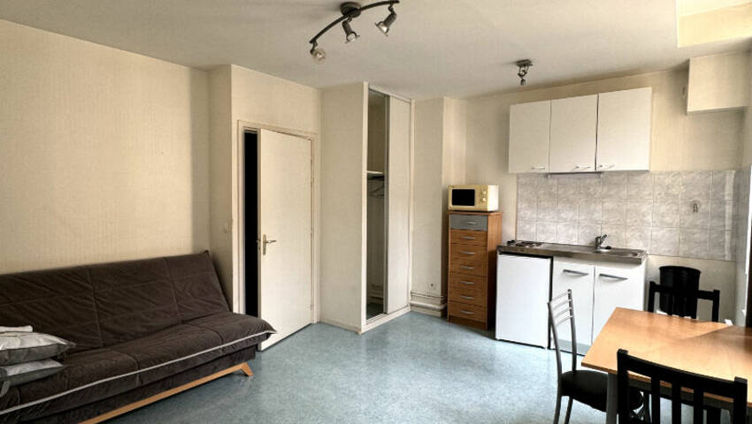 4254950a - Attribut alt par défaut.