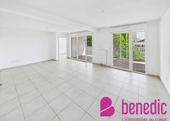 31052846a - Attribut alt par défaut.