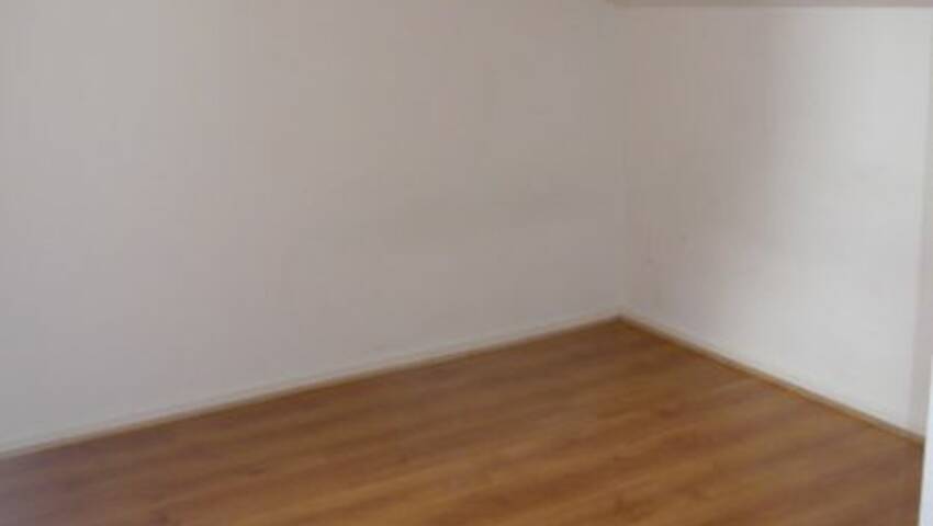 4253807d - Attribut alt par défaut.