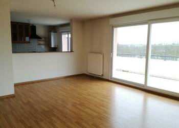 7363780c - Attribut alt par défaut.