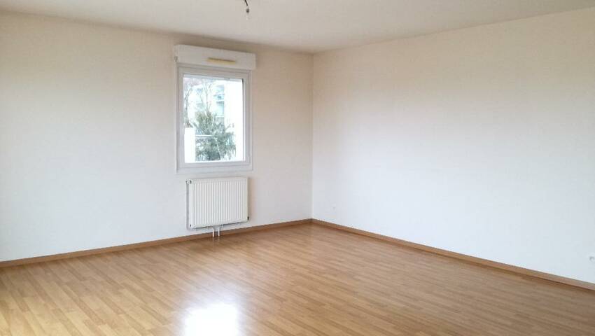 7363780f - Attribut alt par défaut.