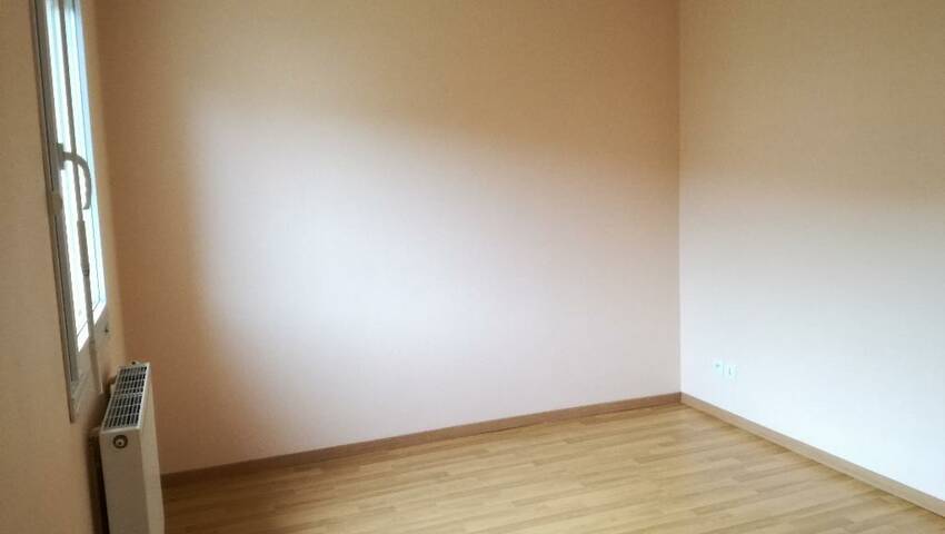 7363780j - Attribut alt par défaut.