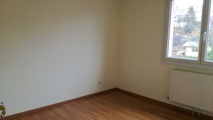 7363780n - Attribut alt par défaut.