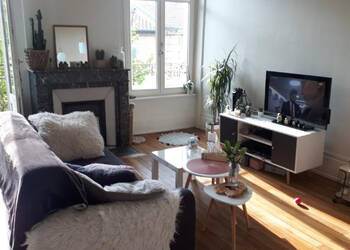 27281301b - Attribut alt par défaut.