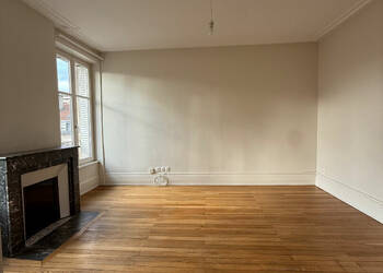 27281301c - Attribut alt par défaut.