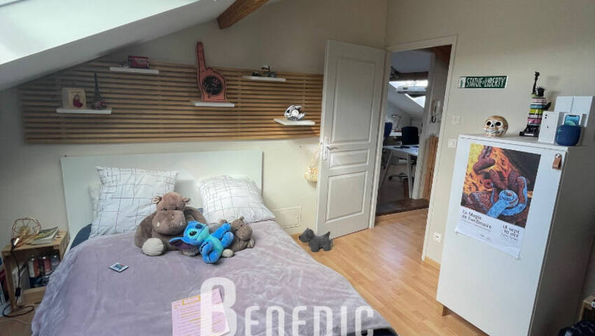 37932918m - Attribut alt par défaut.