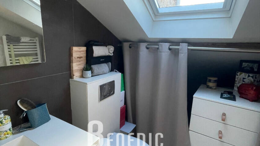 37932918n - Attribut alt par défaut.