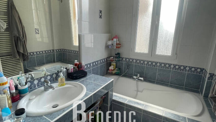 37932918p - Attribut alt par défaut.