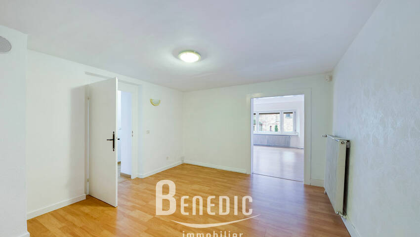 39690265h - Attribut alt par défaut.