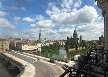 18305369b - Attribut alt par défaut.