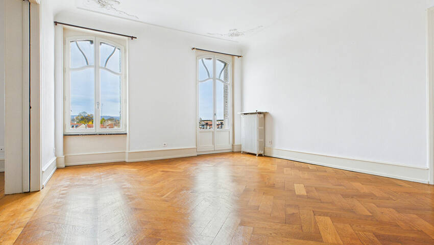 18305369m - Attribut alt par défaut.