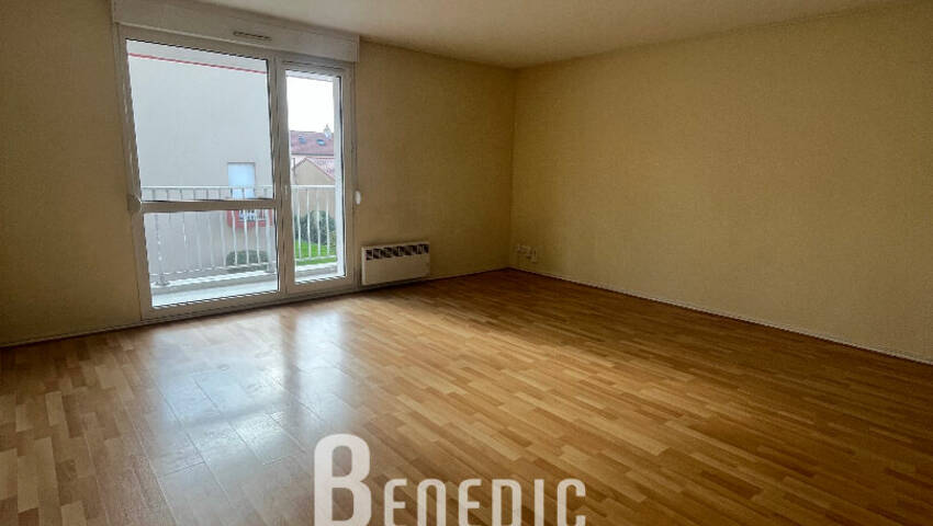 4253695a - Attribut alt par défaut.