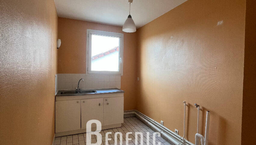 4253695h - Attribut alt par défaut.