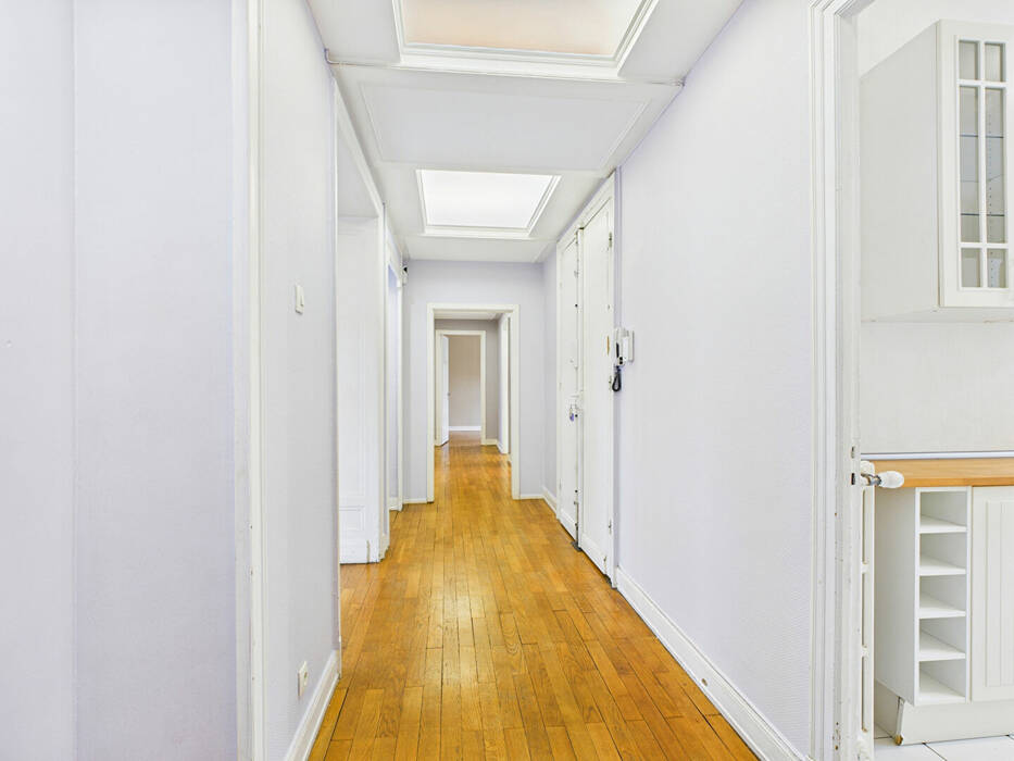 4255332b - Attribut alt par défaut.