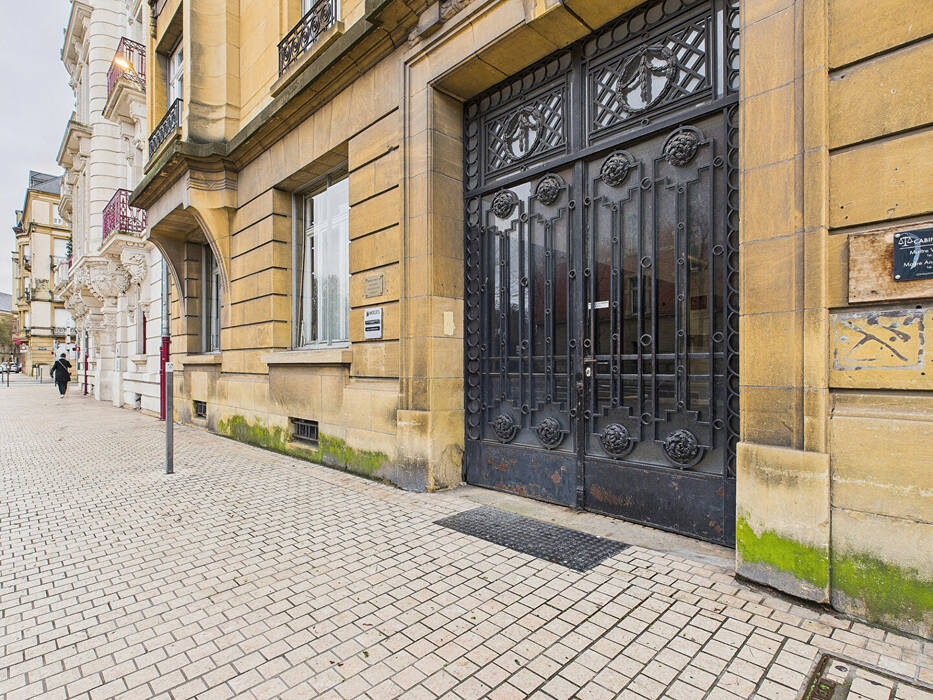 4255332c - Attribut alt par défaut.