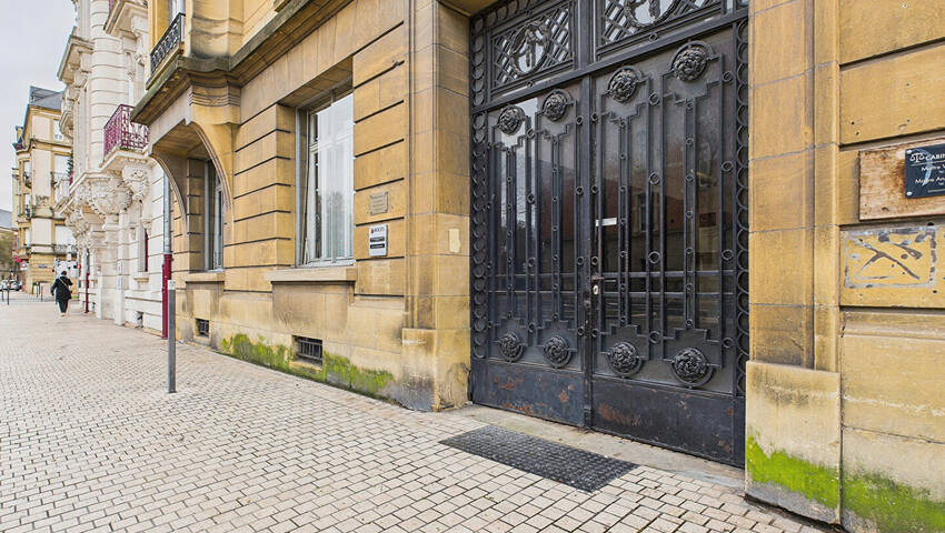 4255332c - Attribut alt par défaut.