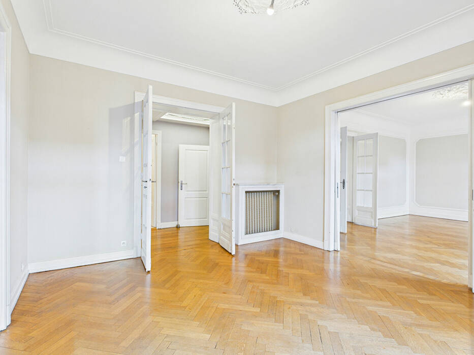 4255332l - Attribut alt par défaut.