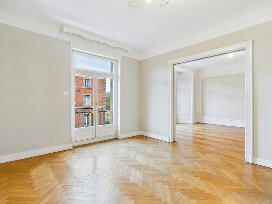 4255332m - Attribut alt par défaut.