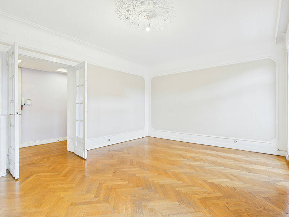 4255332n - Attribut alt par défaut.