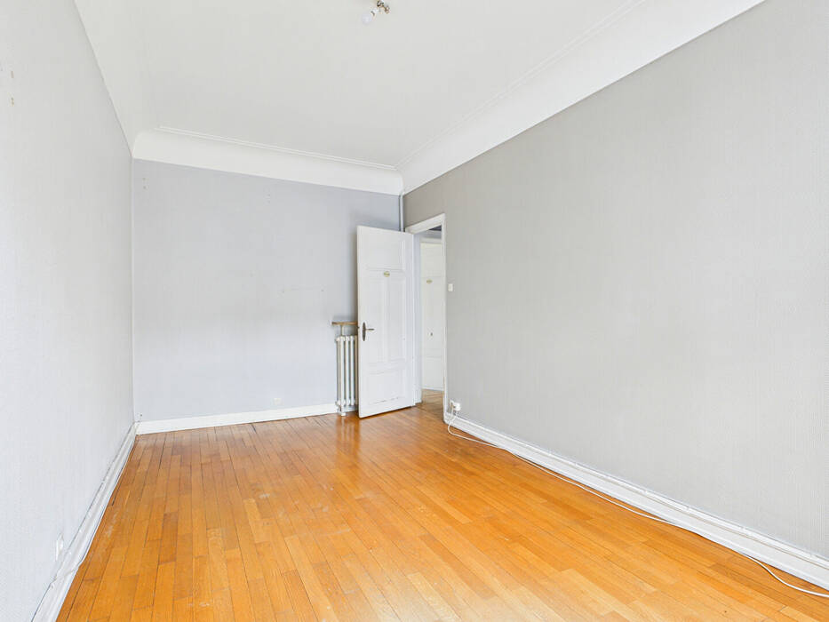 4255332u - Attribut alt par défaut.