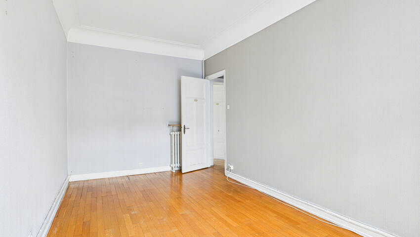 4255332u - Attribut alt par défaut.