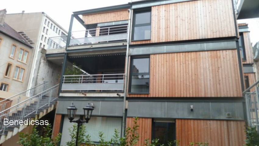 7580757a - Attribut alt par défaut.