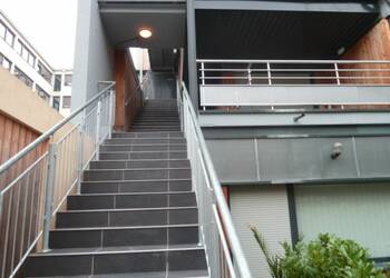 7580757c - Attribut alt par défaut.