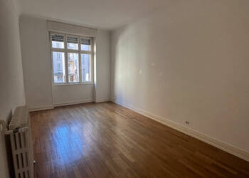 4246585c - Attribut alt par défaut.