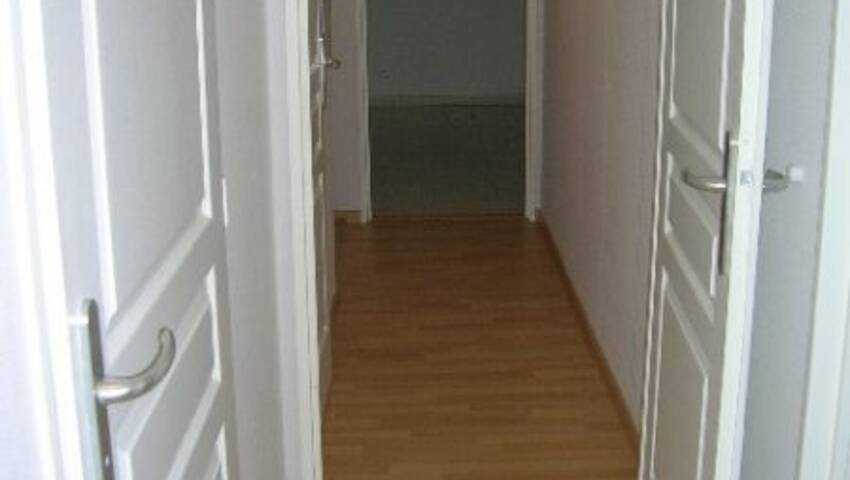 4247279f - Attribut alt par défaut.