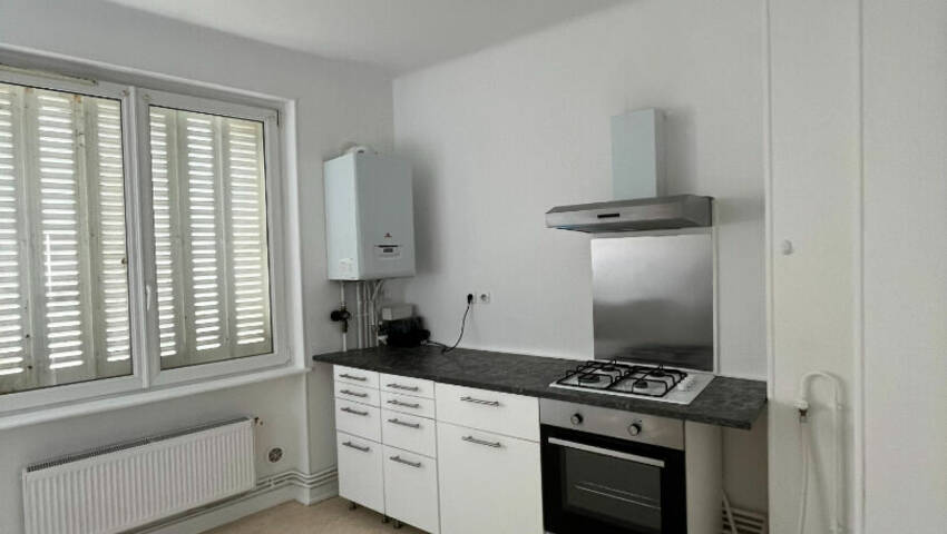 4255796f - Attribut alt par défaut.