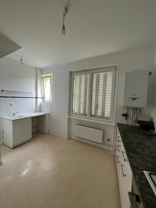 4255796g - Attribut alt par défaut.