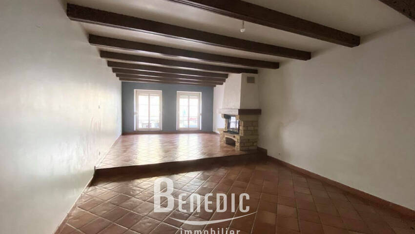 41089220b - Attribut alt par défaut.