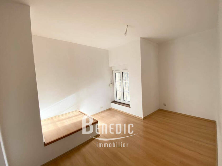 41089220h - Attribut alt par défaut.