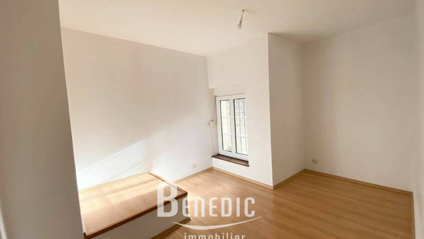 41089220h - Attribut alt par défaut.