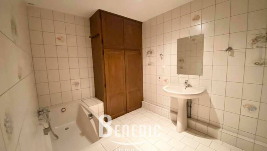 41089220j - Attribut alt par défaut.