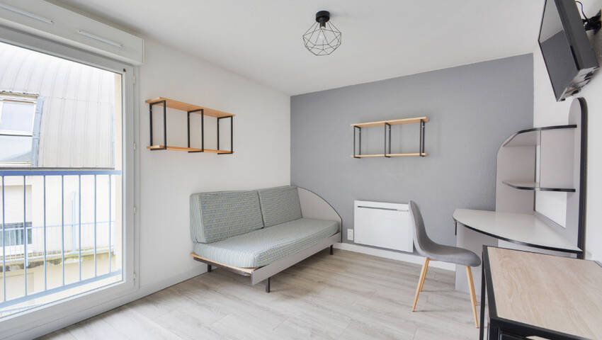 30963198b - Attribut alt par défaut.