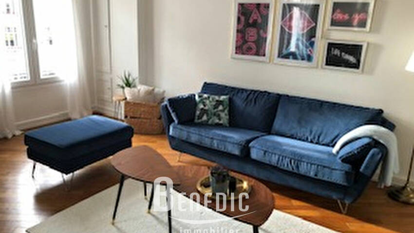 4246282c - Attribut alt par défaut.