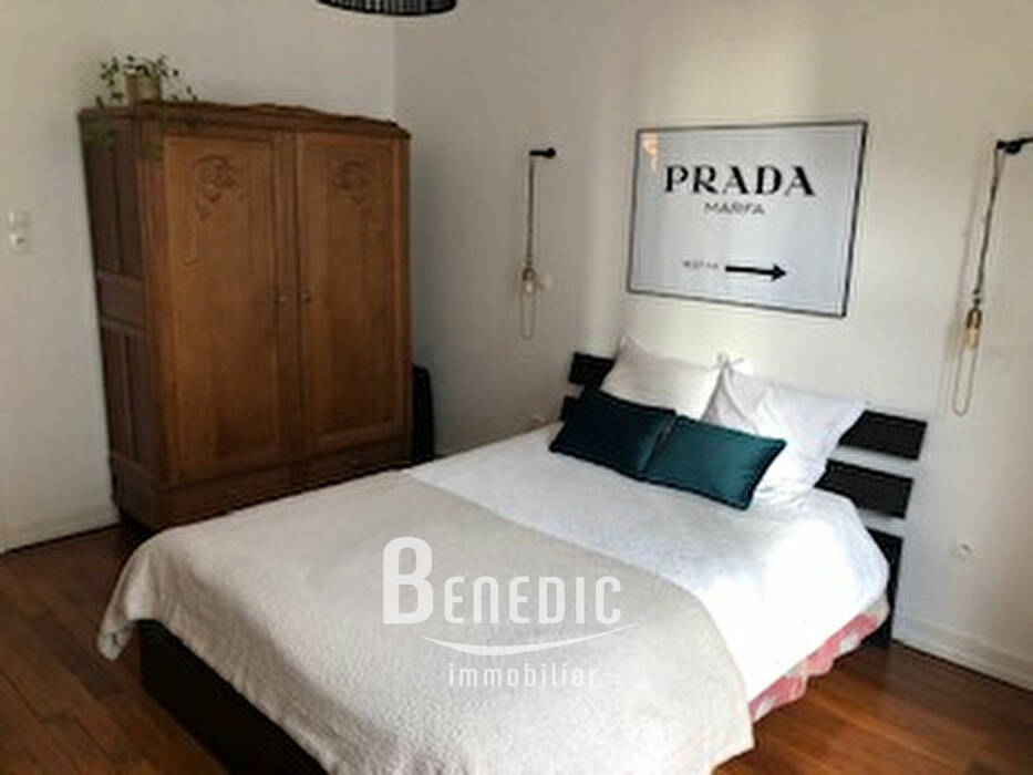 4246282e - Attribut alt par défaut.