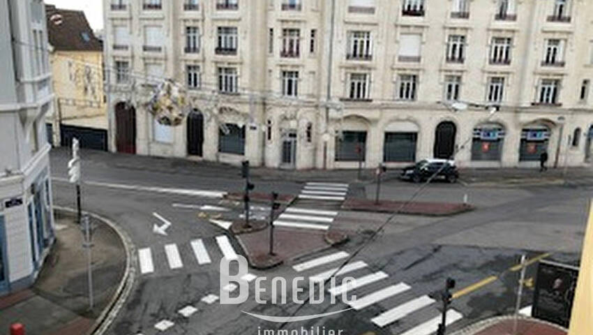 4246282k - Attribut alt par défaut.