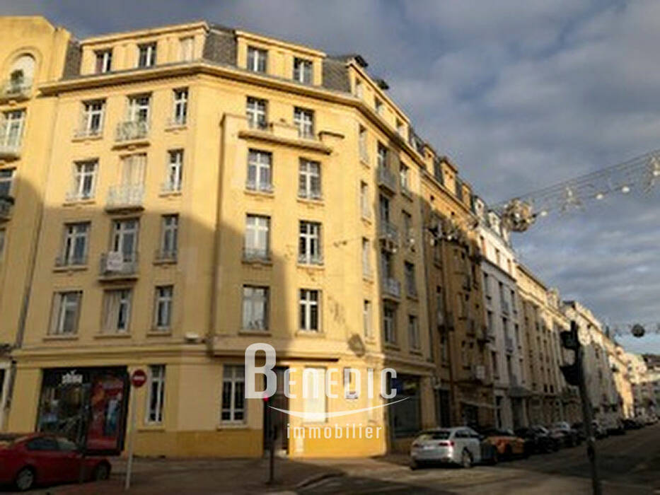 4246282m - Attribut alt par défaut.